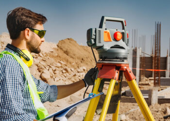 Surveyor with 3D scanner - Sending Point Clouds to Pointorama